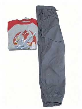 Gray Jogger Pants and New Gray/Red Starwars Sweatshirt Set